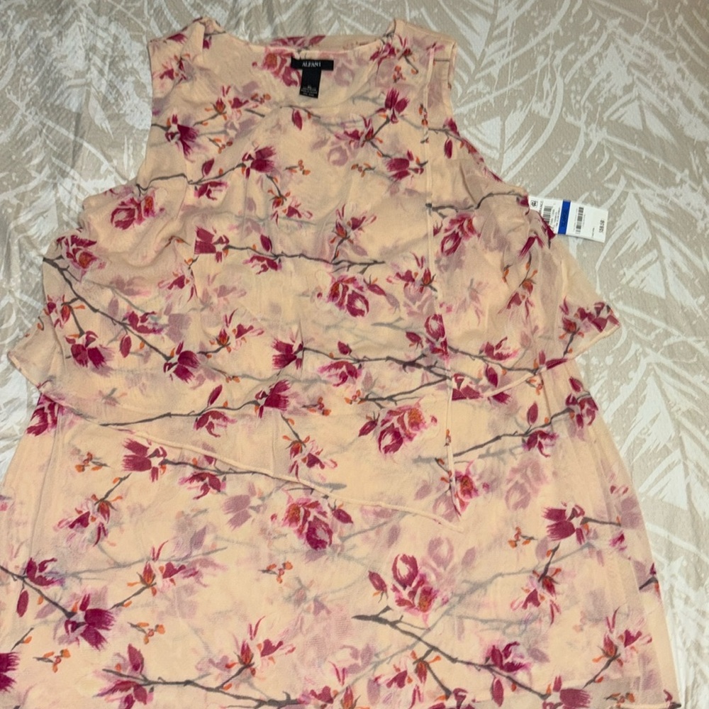 Brand New Flowered Top